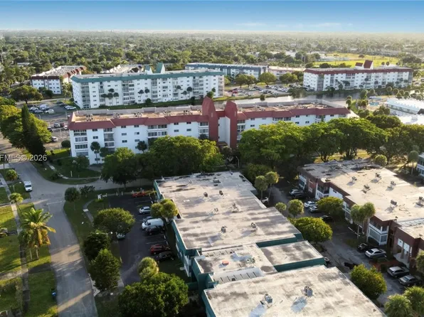 4801 NW 22nd Ct APT 205, Lauderhill, FL 33313