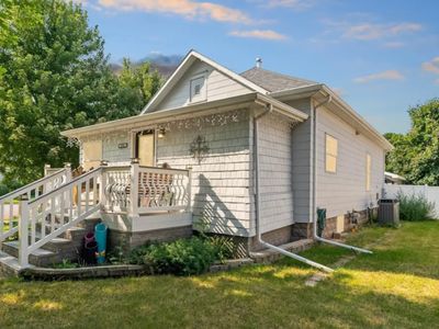 900 E 7th Ave, Mitchell, SD, 57301