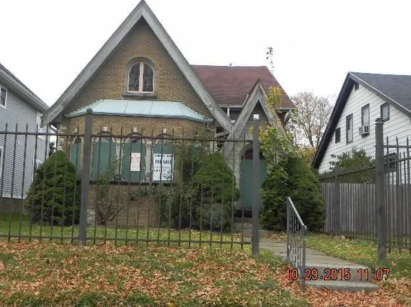 2641 N 44th St, Milwaukee, WI 53210