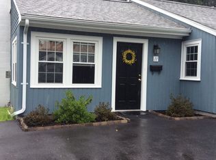 11 Winthrop St, Walpole, MA 02081