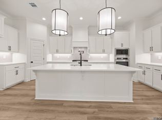 37157 Southdown Cir, Prairieville, LA 70769