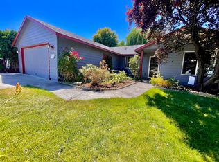 758 NE Nickernut Ave, Redmond, OR 97756
