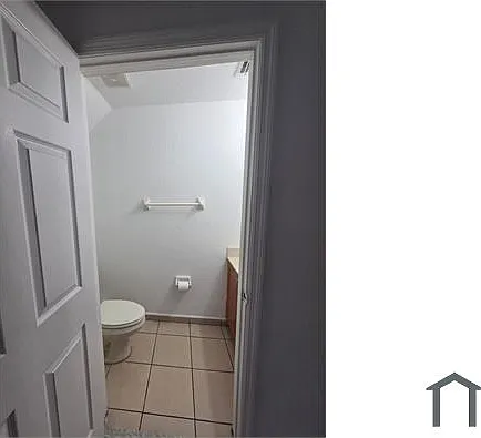 3 bed, 1600 sqft, $2,268 — Photo 3
