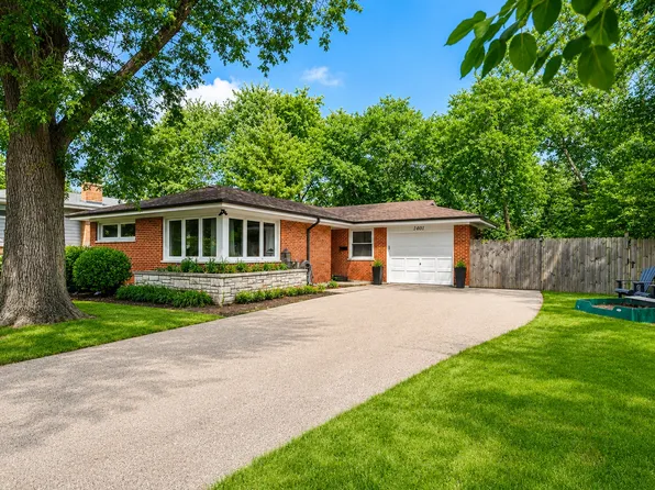 1401 Evergreen Ter, Glenview, IL 60025