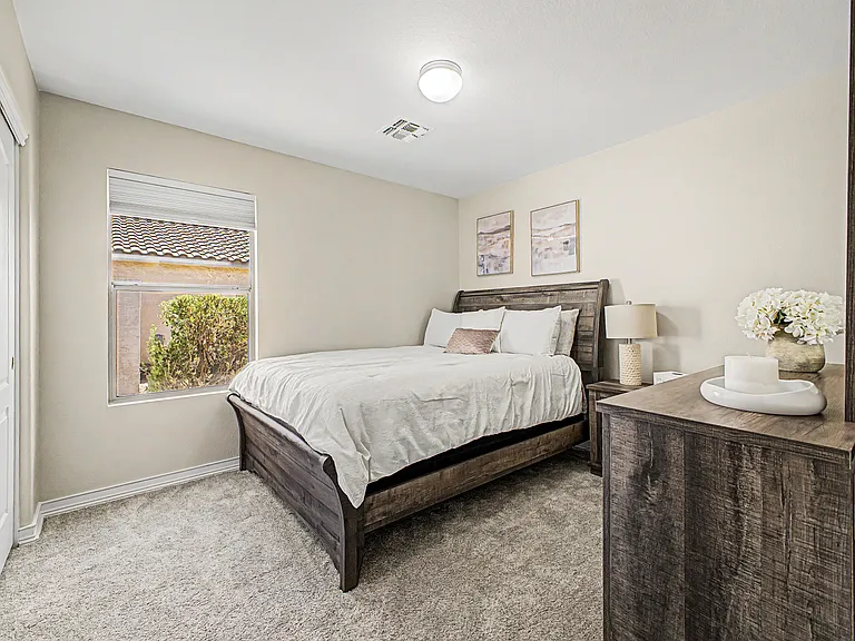 10202 E Juanita Ave — Photo 18