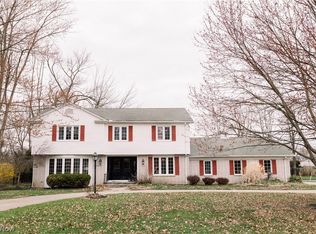 6465 Gates Mills Blvd, Mayfield Heights, OH 44124
