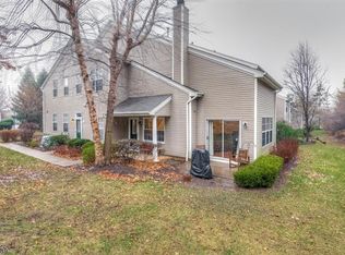 10 Heatherwood Ln, Bedminster, NJ 07921