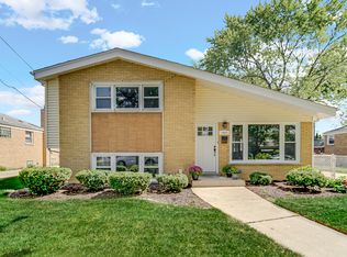 17613 68th Ct, Tinley Park, IL 60477