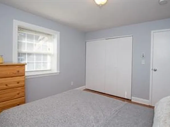 112 Sycamore St #9, Somerville, MA 02143