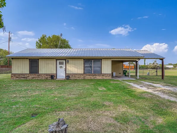 1305 Hutchins Ln, Springtown, TX 76082