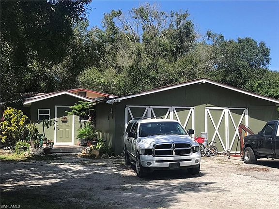 4th image of 1403 Laurel Dr