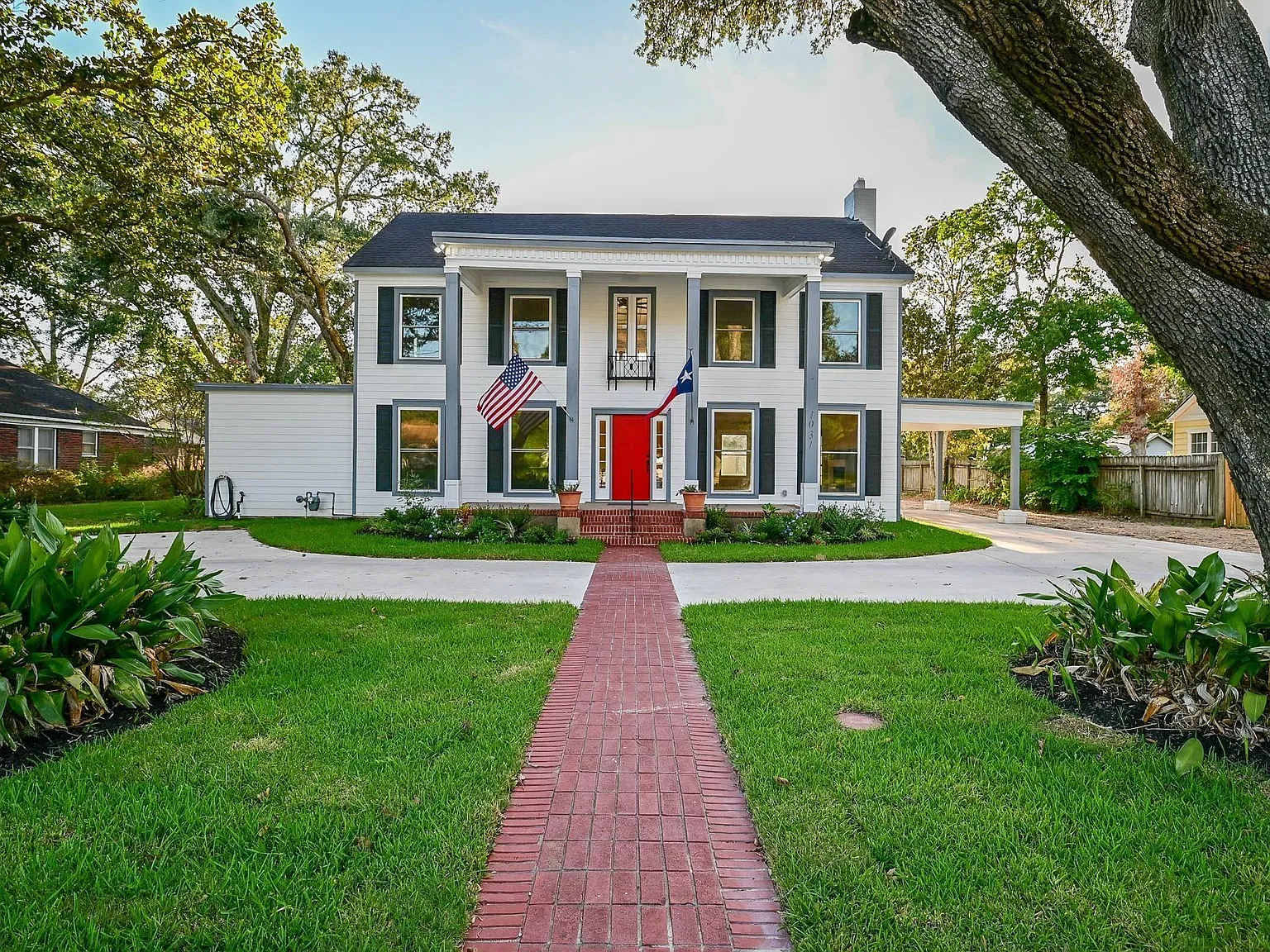 5 bed, 3.0 bath, $3,000 — Photo 3