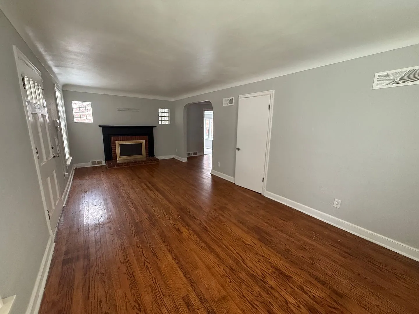 Newly Renovated Home — Photo 2