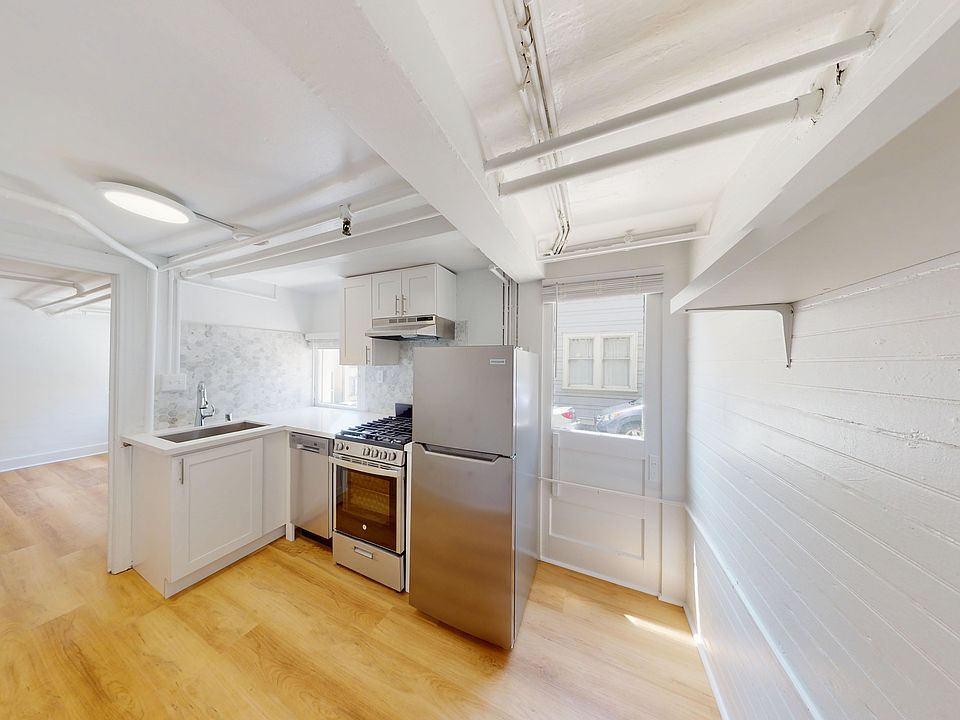 1st image of 1201 Leavenworth St #102