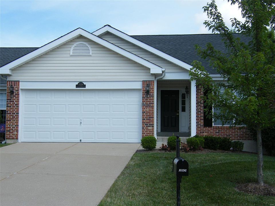 1st image of 10196 Carlton Place Ct NE
