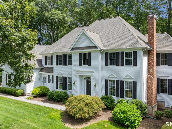 7 School House Lane, Simsbury, CT 06070