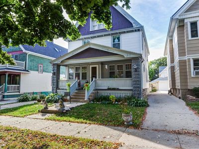 2249 North 61st STREET, Wauwatosa, WI, 53213