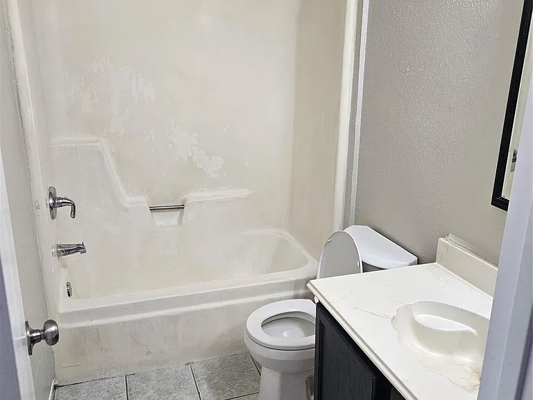 10111 Wild Hollow Ln — Photo 3