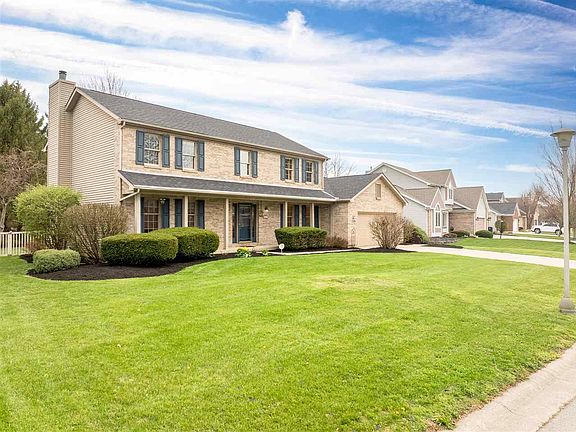 3rd image of 1601 Hunters Pointe Dr