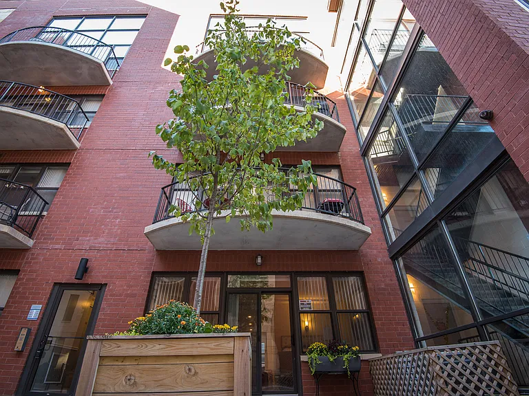 Riverview Terrace — Photo 4