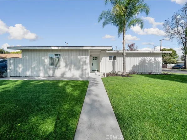 1541 E Wellington Ave, Santa Ana, CA 92701