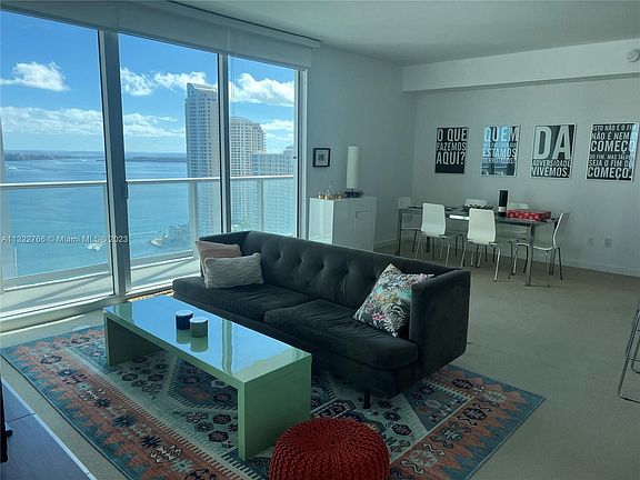 3rd image of 300 S Biscayne Blvd APT 2716