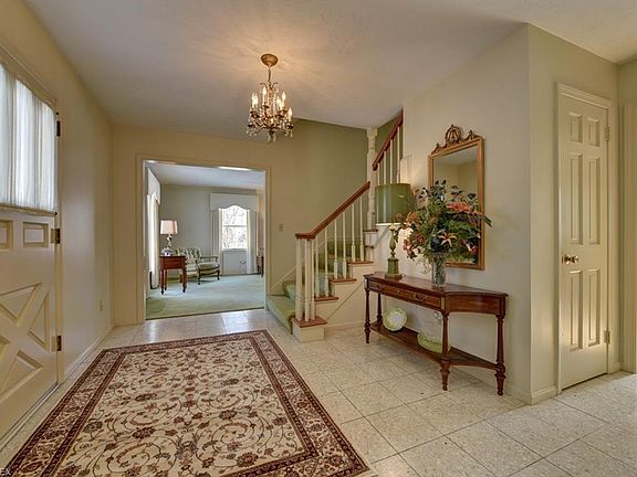 3rd image of 31509 Aldrich Dr