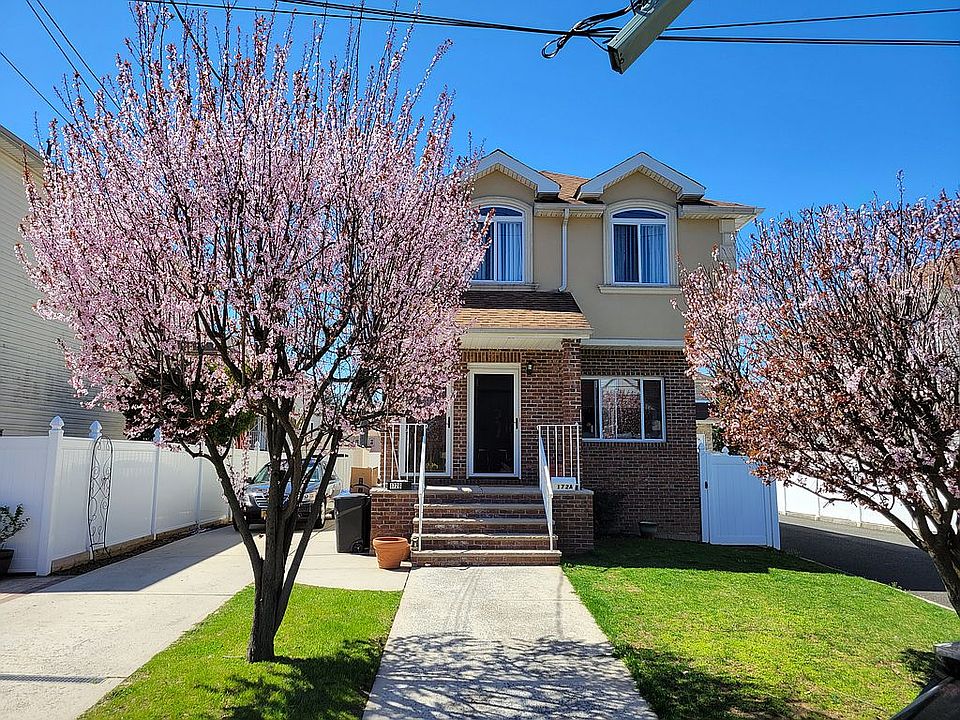 1st image of 172 Greenleaf Ave #2A