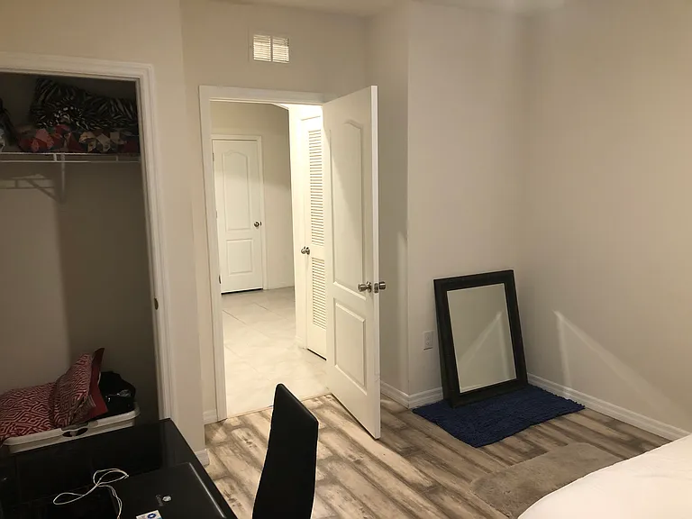 172 Emanuelle Dr — Photo 6