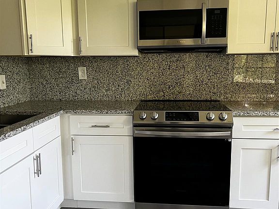 3rd image of 6596 Via Regina #6596