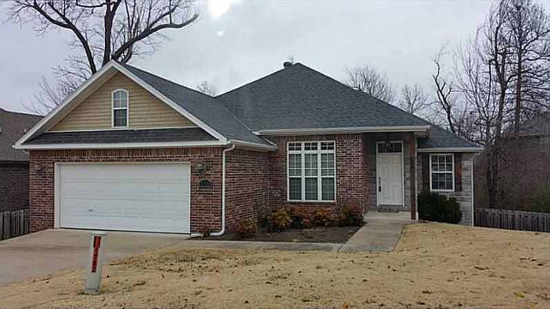 1st image of 1760 N Knollcrest Cir