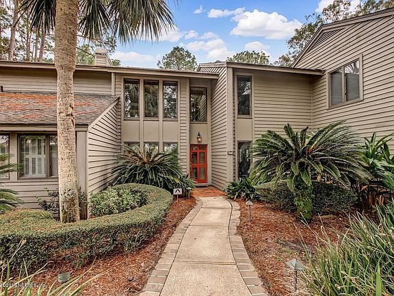 Walkway to Front Door