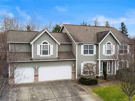 2nd image of 10817 238th Avenue Ct E
