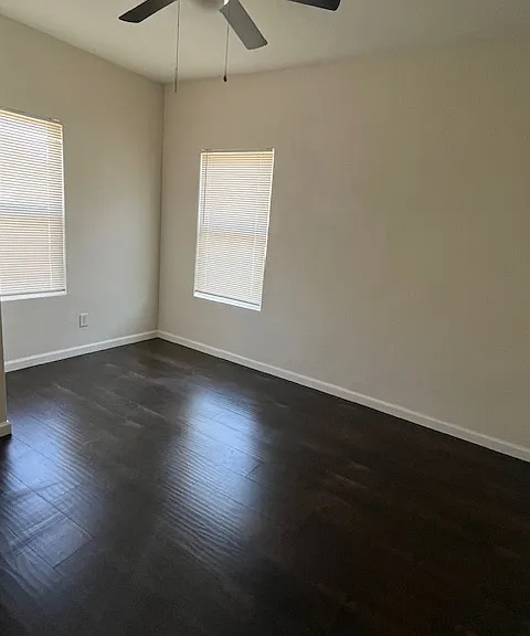 2545 Metropolitan Ave — Photo 5