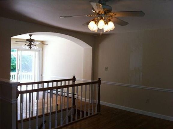 2nd image of 2209 W Longview Dr