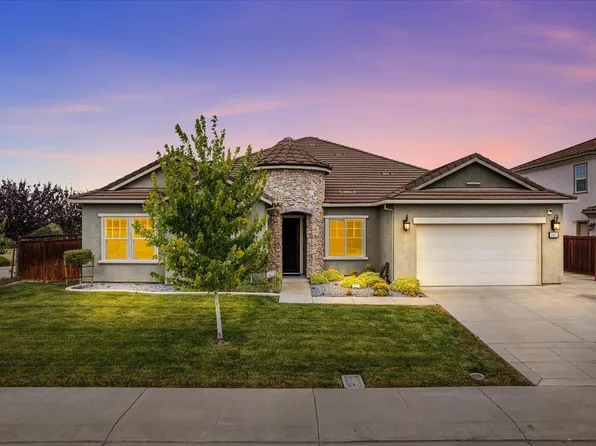1001 Green Leaf Court, Vacaville, CA 95688
