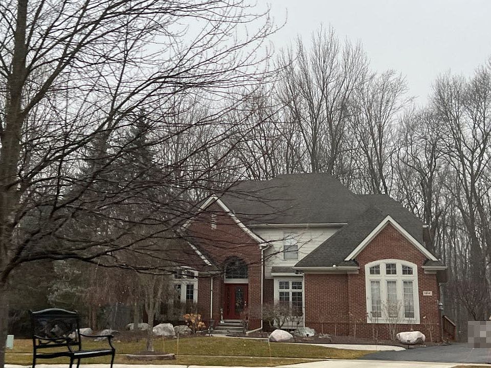 1st image of 30141 Sterling Dr