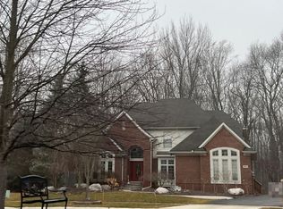 30141 Sterling Dr, Novi, MI 48377