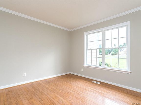 4th image of 5701 Barnwood Dr