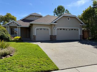 1245 Honey Brook Pl, Rohnert Park, CA 94928