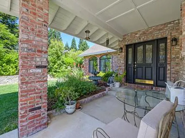 238 Firestone Dr, Roseville, CA 95678