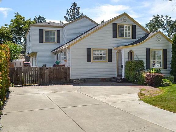 4th image of 1317 W Kennewick Ave