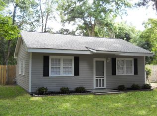 1306 Laudonniere St, Beaufort, SC 29902