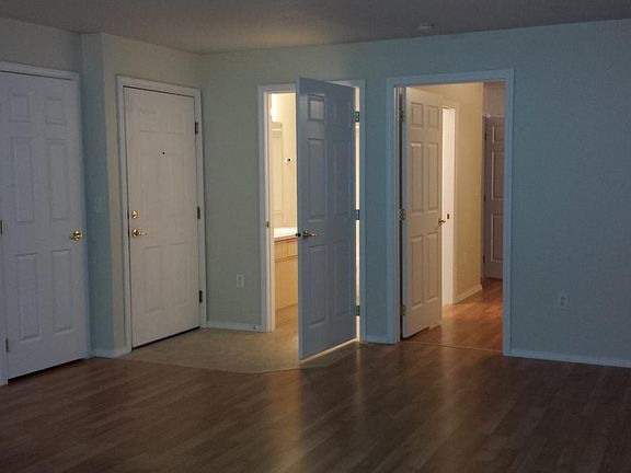 Entrance, front BR/BA