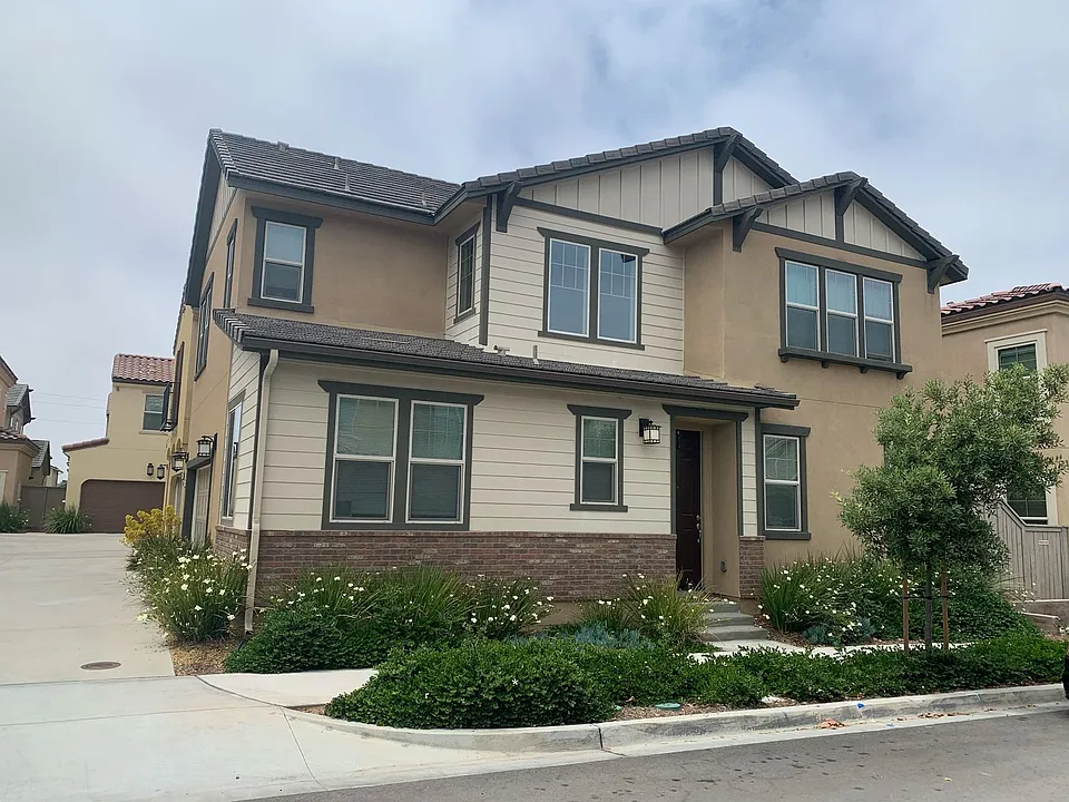1062 Seaglass Way