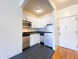 Rented by City Connections Realty