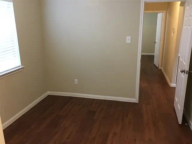 2519 Bammelwood Dr — Photo 14