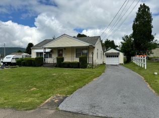 207 Catlin Ave, Port Allegany, PA 16743