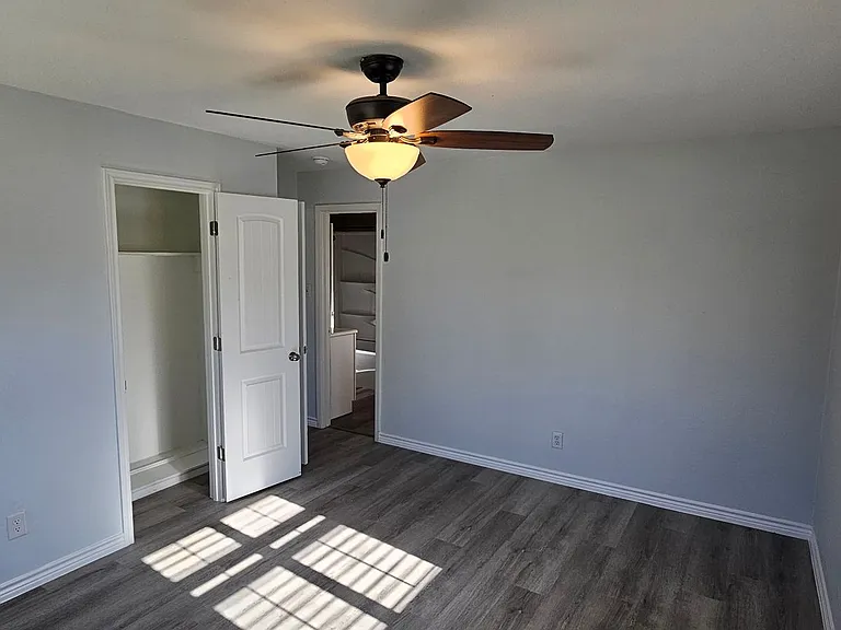 1401 E Sherman Dr — Photo 15