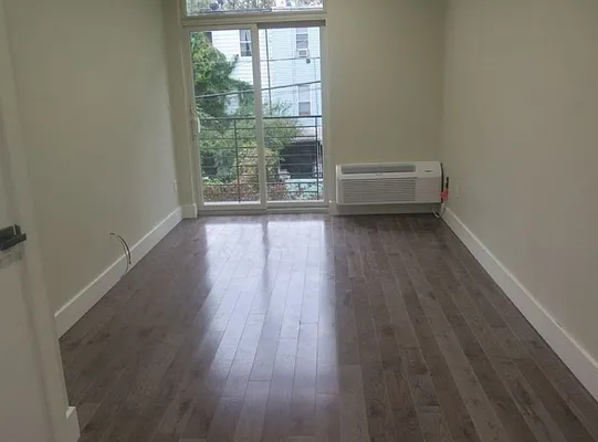 Rented by Bedford Brownstone Realty | media 26